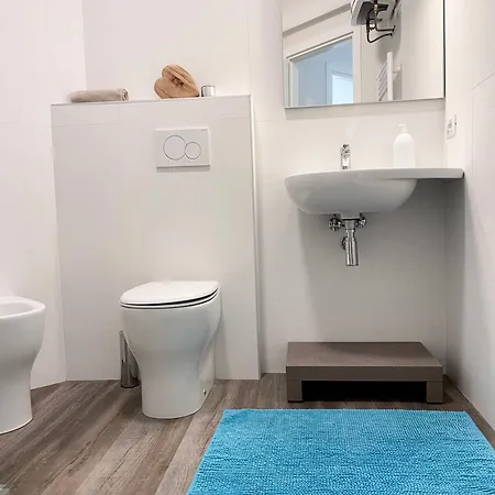 Liana 11 Apartment *